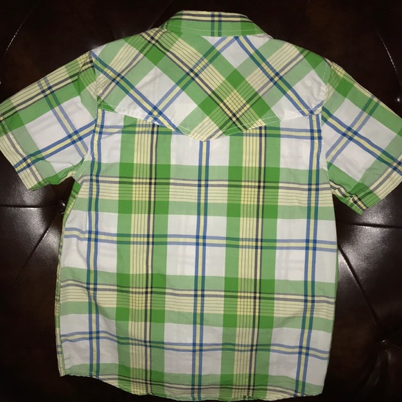 Young boy’s western style plaid shirt - Picture 4 of 4